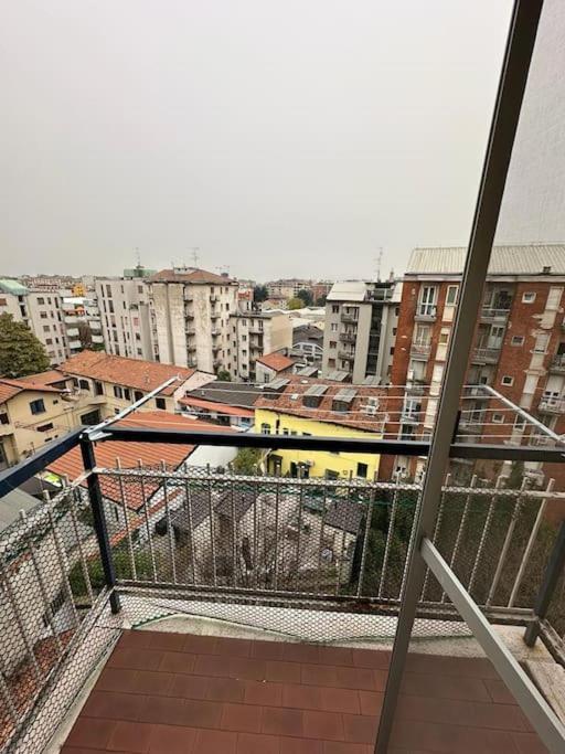 Apartamento Bam House - Milano Romolo Exterior foto